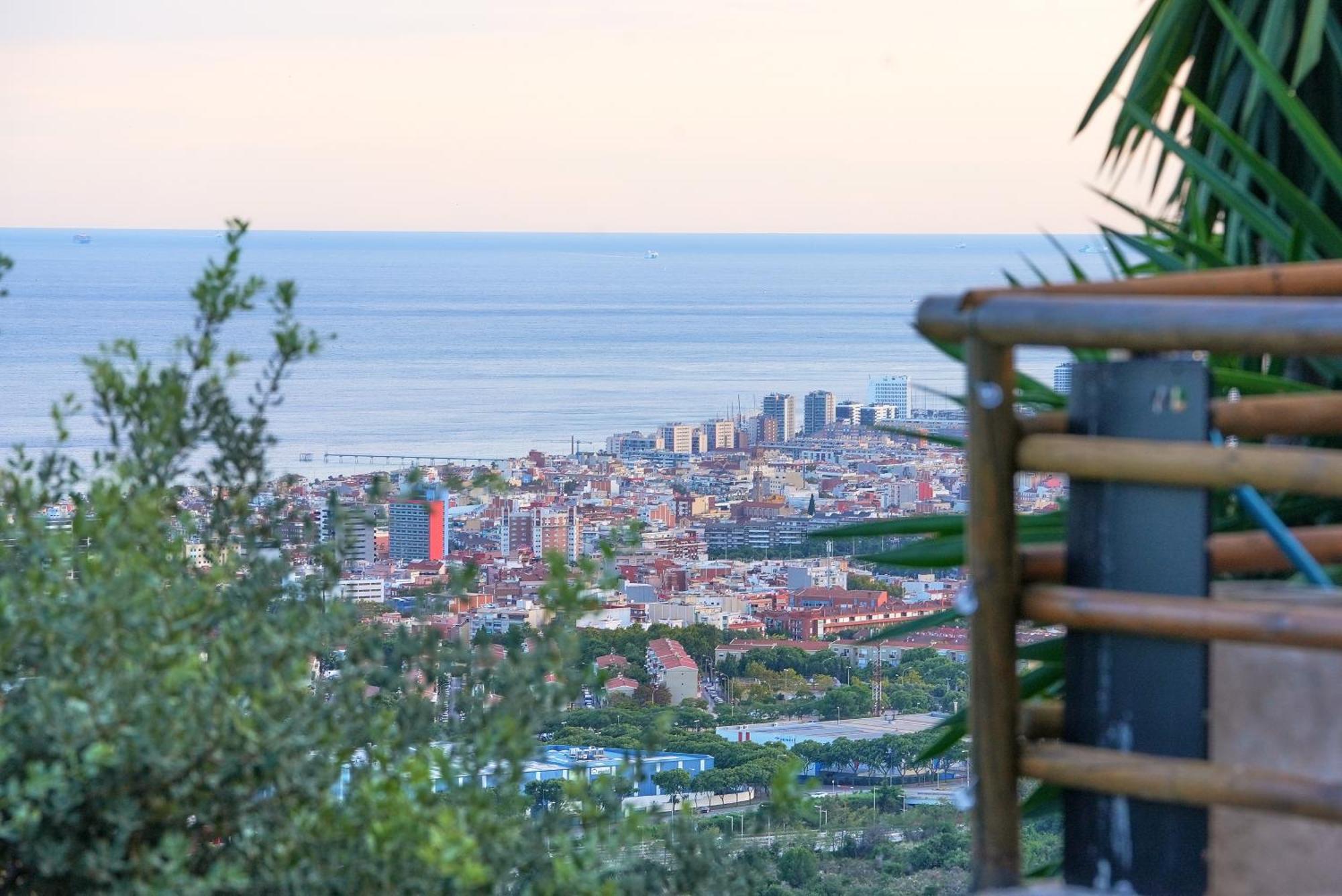 Aaa View Private Terrace Outdoor Heated Hot Tub Family Fun Villa Badalona Buitenkant foto