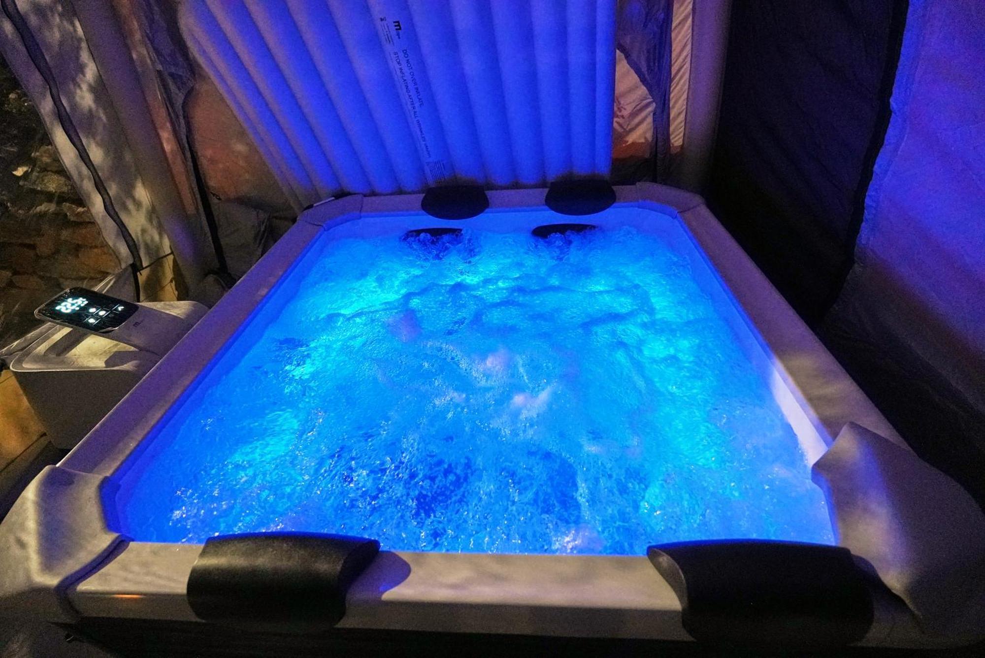 Aaa View Private Terrace Outdoor Heated Hot Tub Family Fun Villa Badalona Buitenkant foto