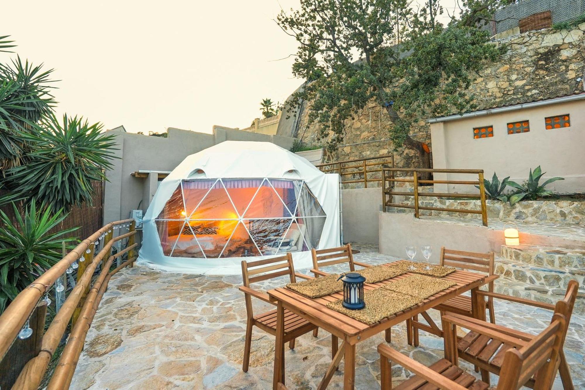 Aaa View Private Terrace Outdoor Heated Hot Tub Family Fun Villa Badalona Buitenkant foto