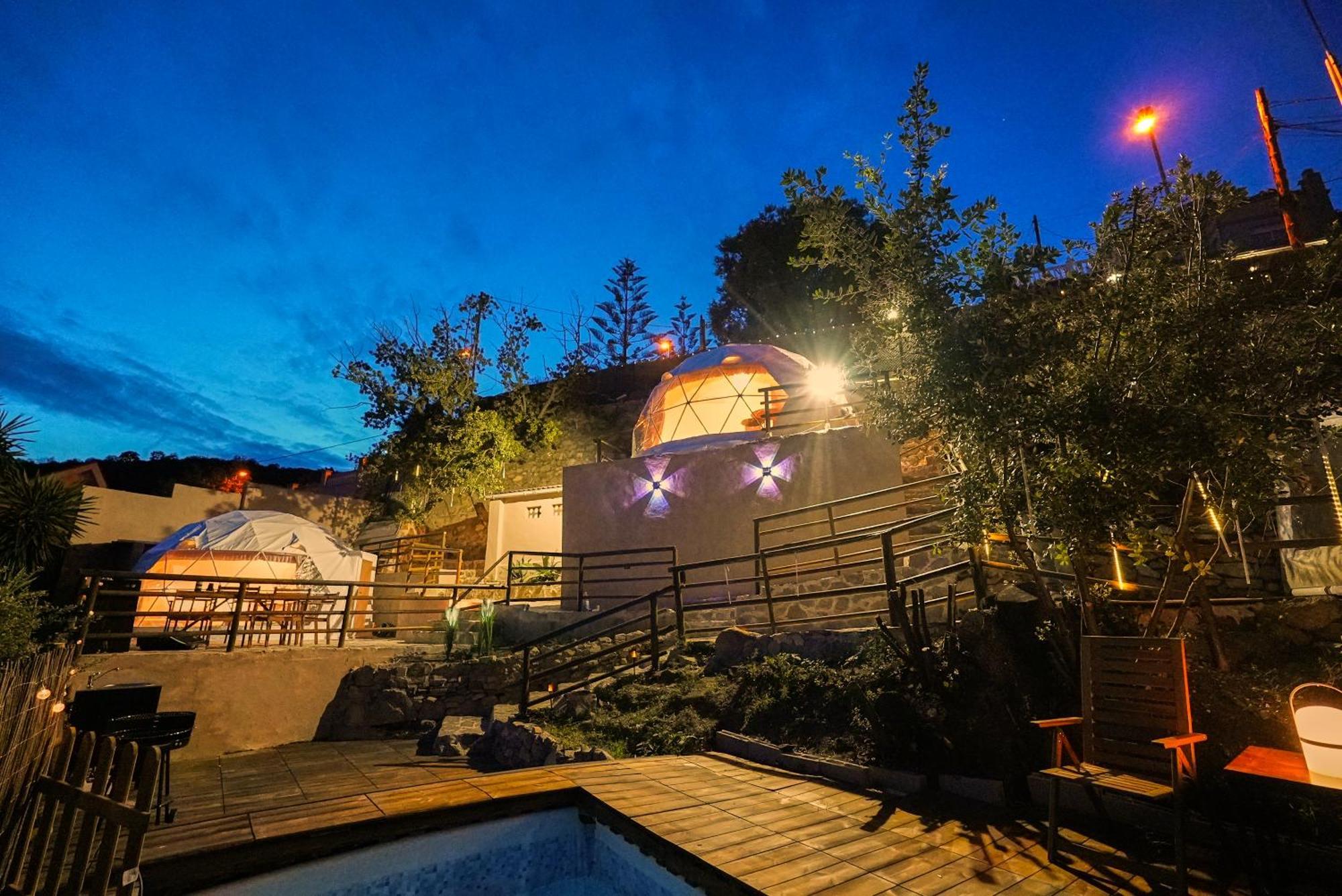 Aaa View Private Terrace Outdoor Heated Hot Tub Family Fun Villa Badalona Buitenkant foto