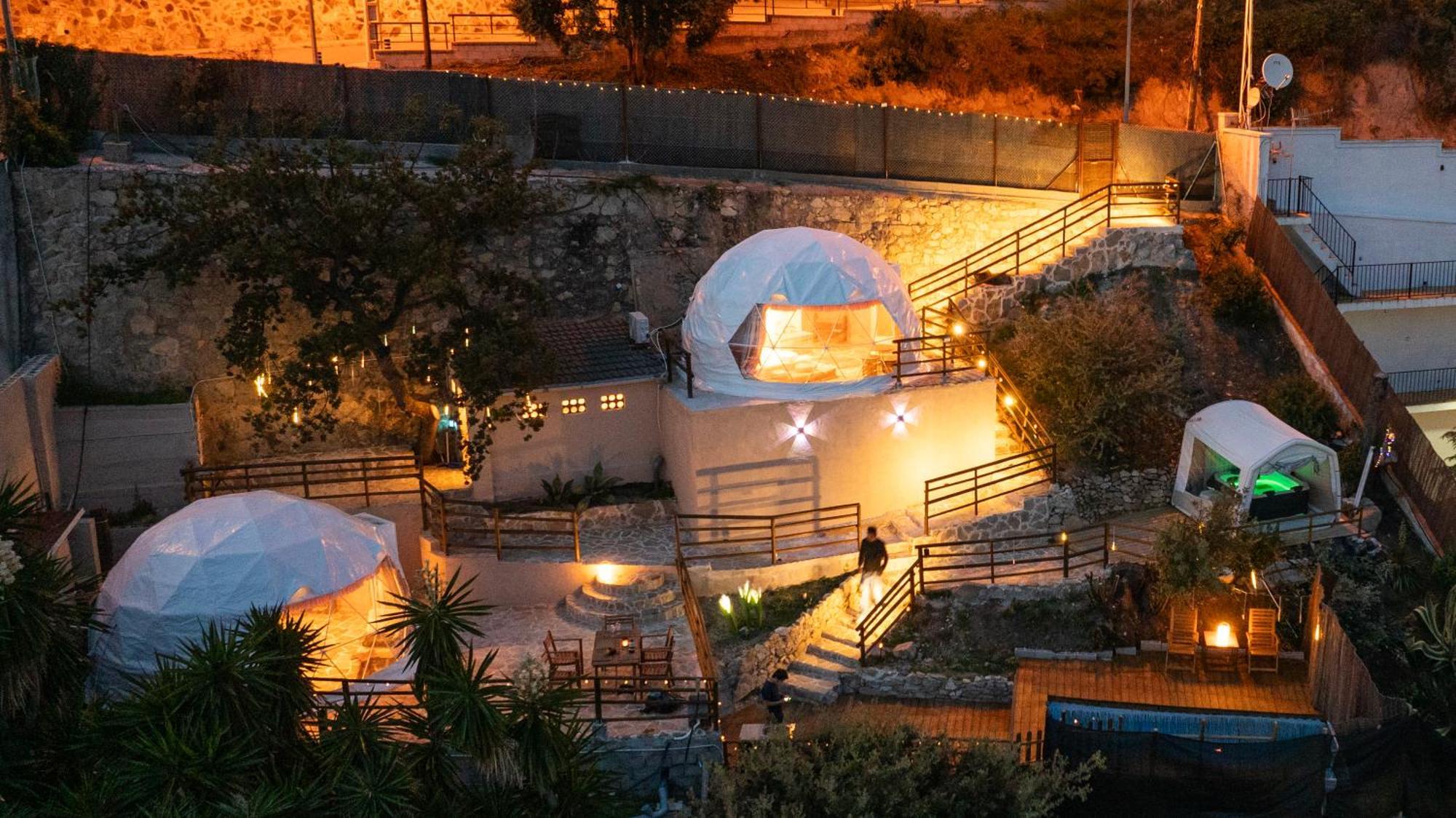Aaa View Private Terrace Outdoor Heated Hot Tub Family Fun Villa Badalona Buitenkant foto